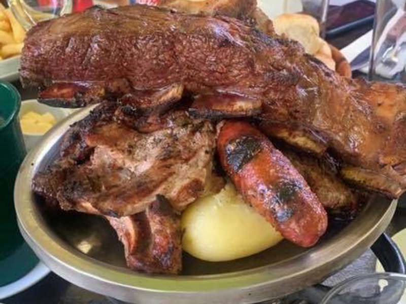 El Manso Toro Restaurante De Carnes A La Parrilla Pescados Y Mariscos